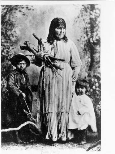 Pomo Indian family. Western Sonoma County Historical Society Collection.